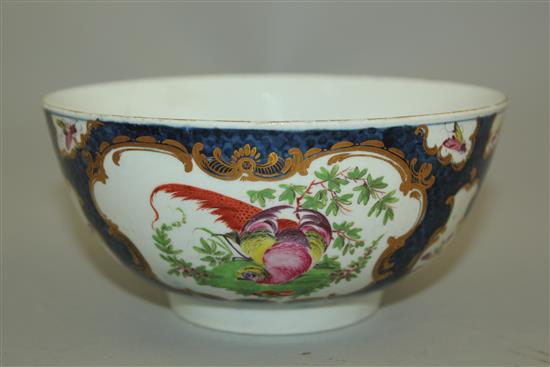 A Worcester scale blue fantastic birds bowl, c.1775, diam. 16cm, wear to interior